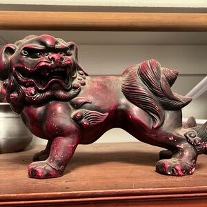Elegant Ceramic Red Foo Dog Statue